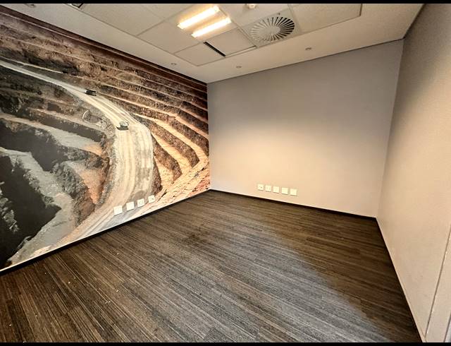 698M² OFFICE TO LET IN ROSEBANK